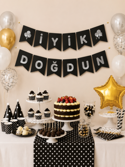 Doğum Günü Zarflı Banner Siyah Varaklı Gümüş