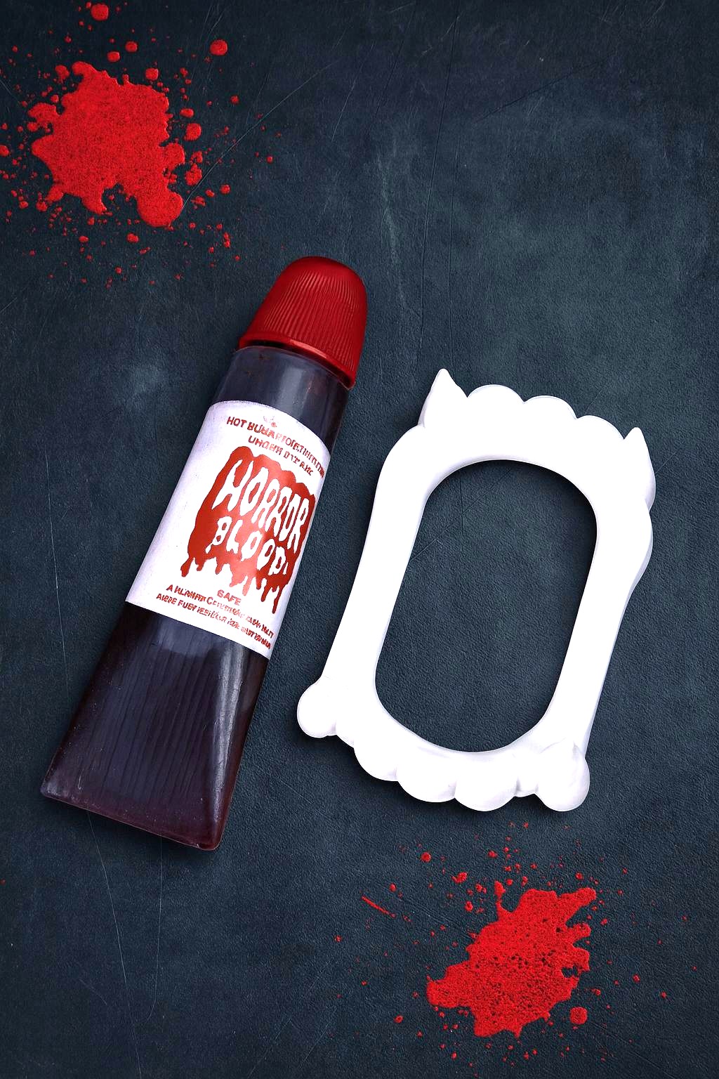 Halloween%20Vampir%20Dişi%20ve%20Yapay%20Kan